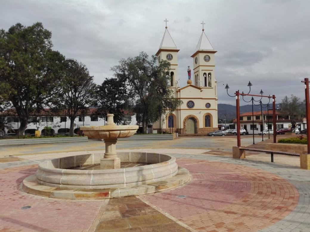 Posada Turistica Estancia Real Sutamarchán エクステリア 写真